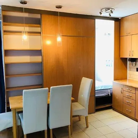 Sloneczny Apartament Na Wakacje/ Opener Niedaleko Centrum Gdyni I Sopotu شقة *